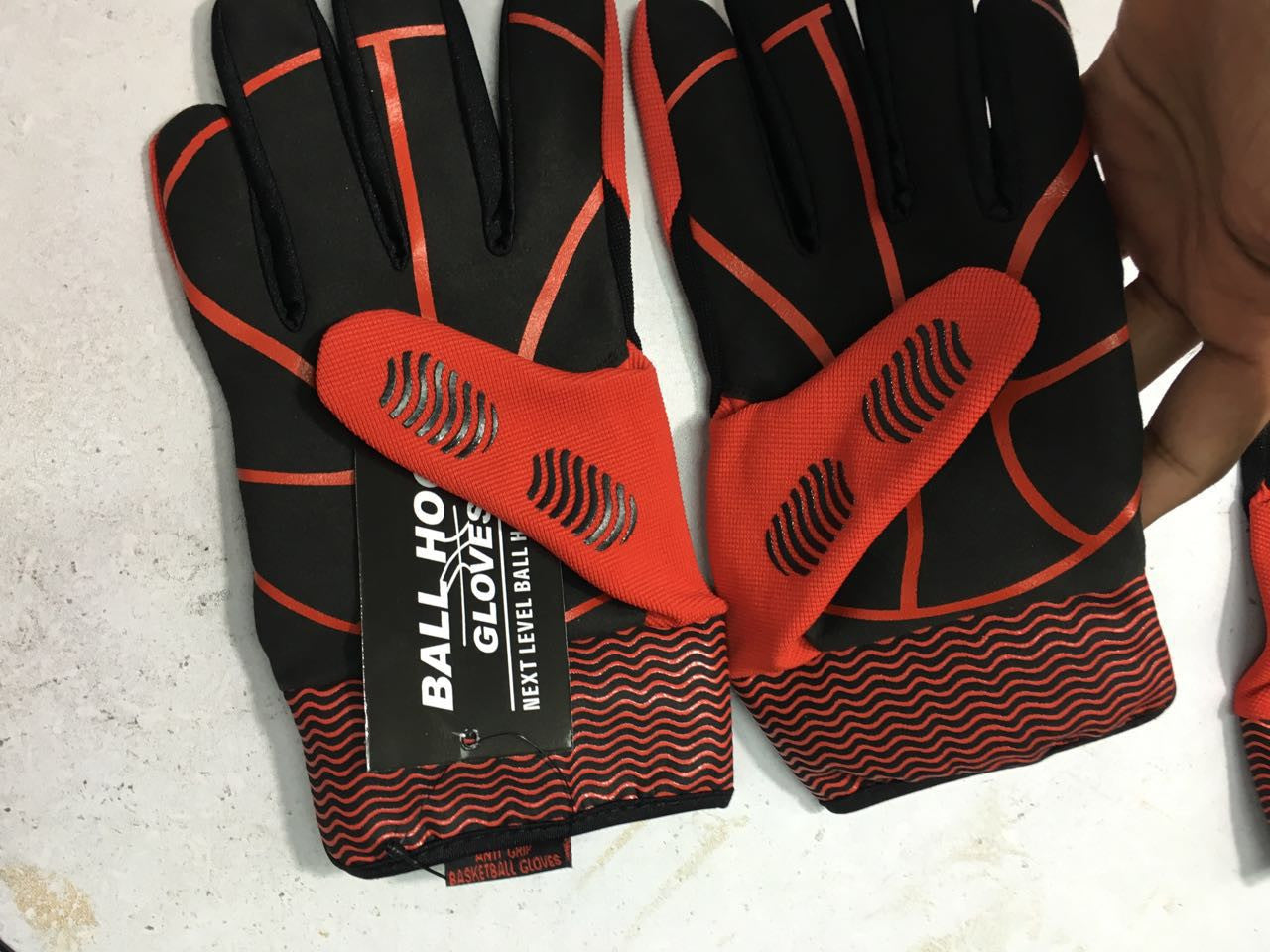 Ball Hog Gloves X-Factor, Grip & Dribble Glasses Bundle BallHogGloves